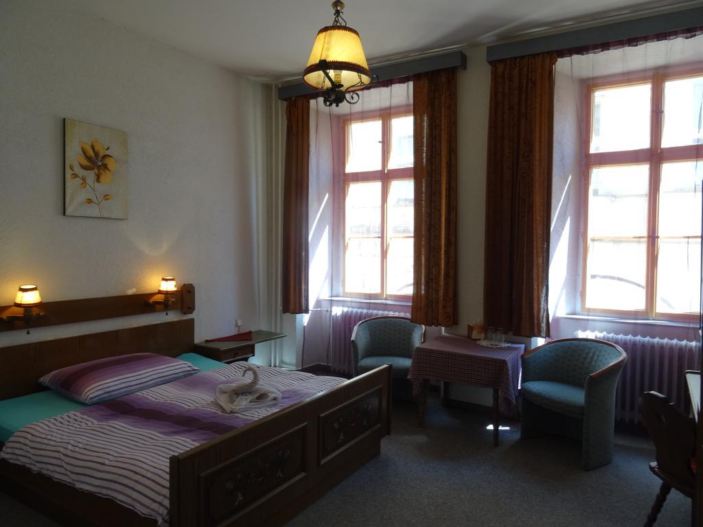 Gl Hotel Трутнов Экстерьер фото