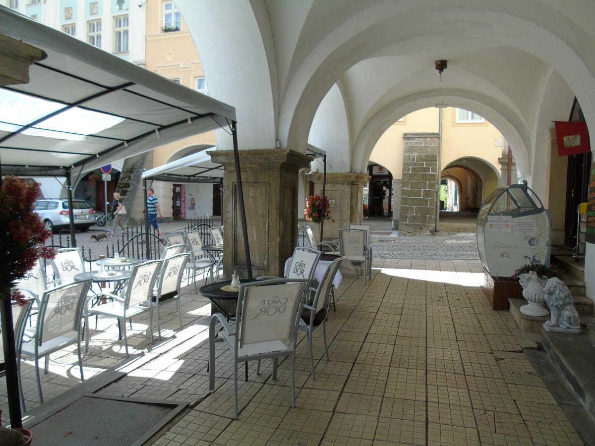 Gl Hotel Трутнов Экстерьер фото