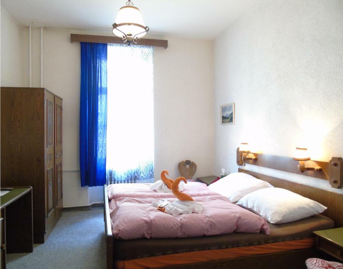 Gl Hotel Трутнов Экстерьер фото